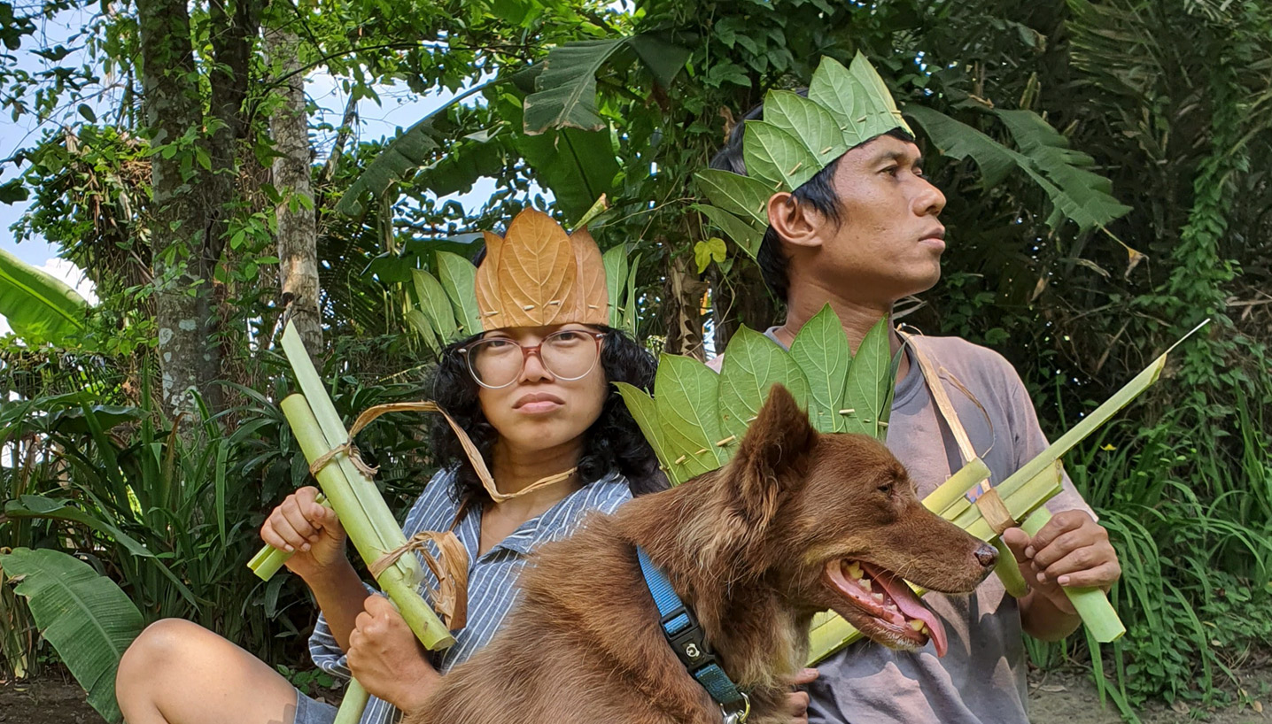 Crowns made of Leaves Play with Nature